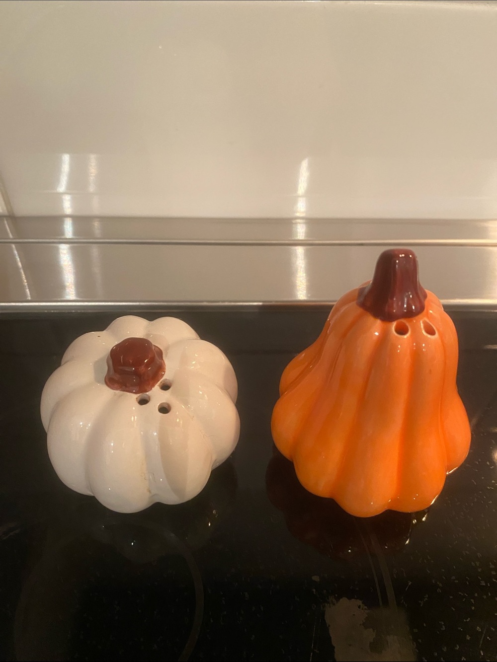 Autumn Gourd Ceramic Salt and Pepper Set - White & Orange
